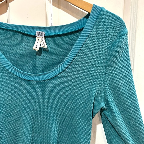 Free People We The Free Teal Lou Thermal Tunic Plaid Floral Cuffs Size L - Picture 6 of 8